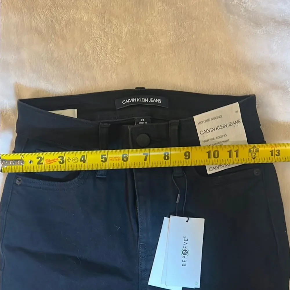 Calvin Klein Women’s Black Skinny Fit Denim Jeans Size 25 NWT